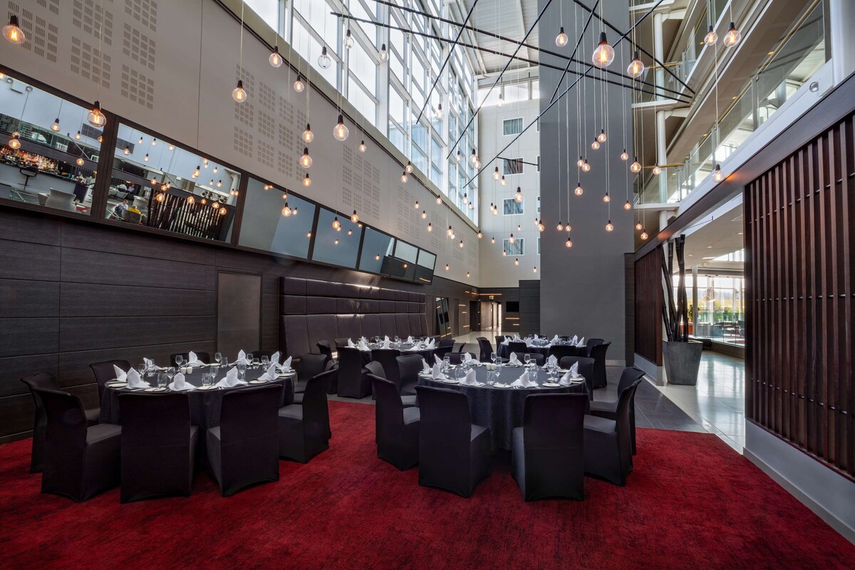 Banquet-Hall