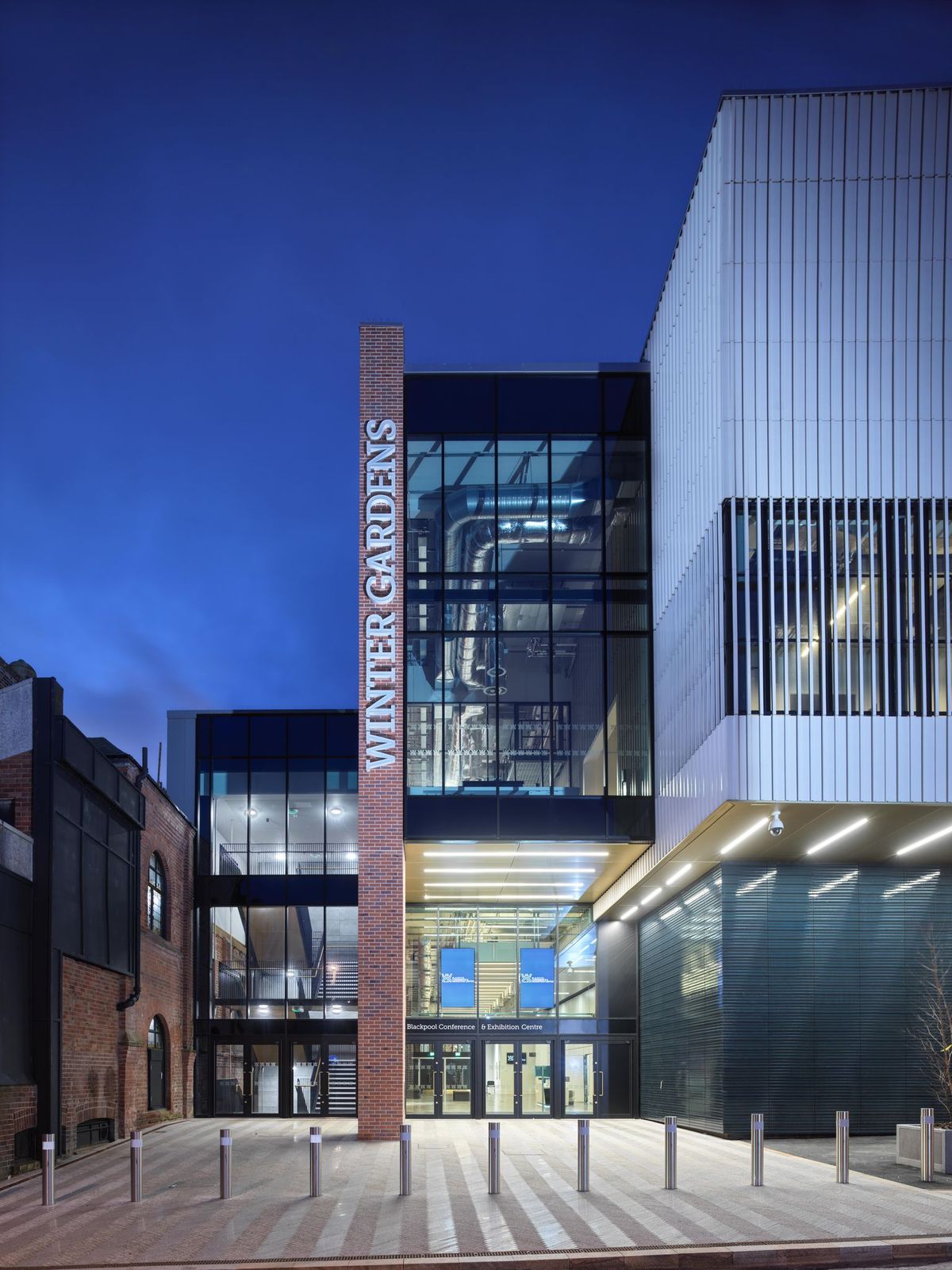 Conference_centre_exterior_Nightime_-1