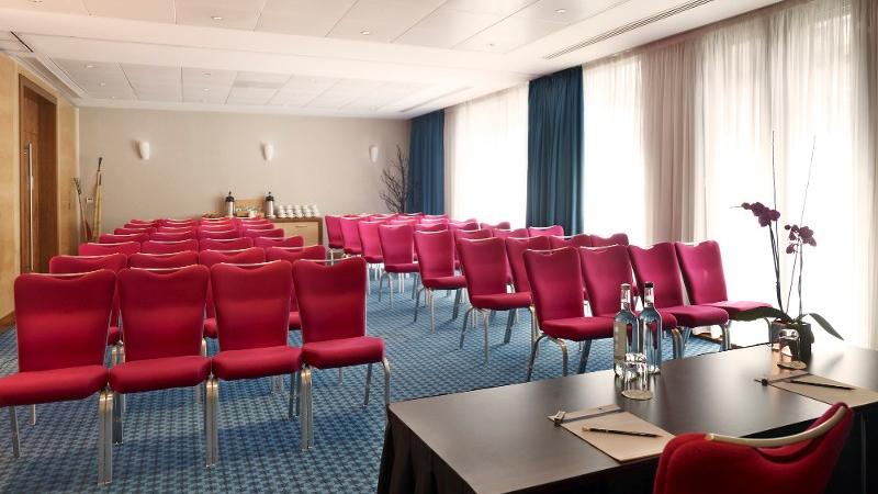 Park Plaza County Hall London