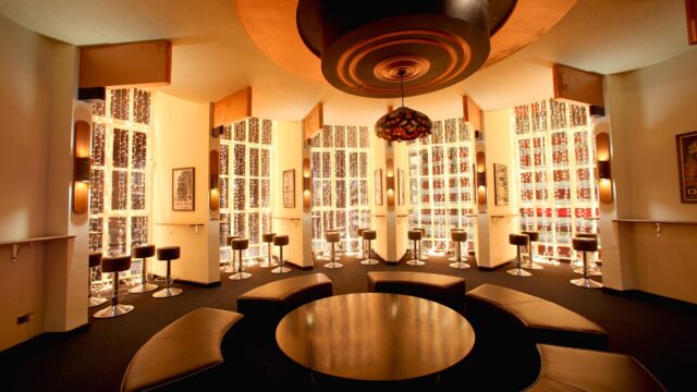 city-view-lounge