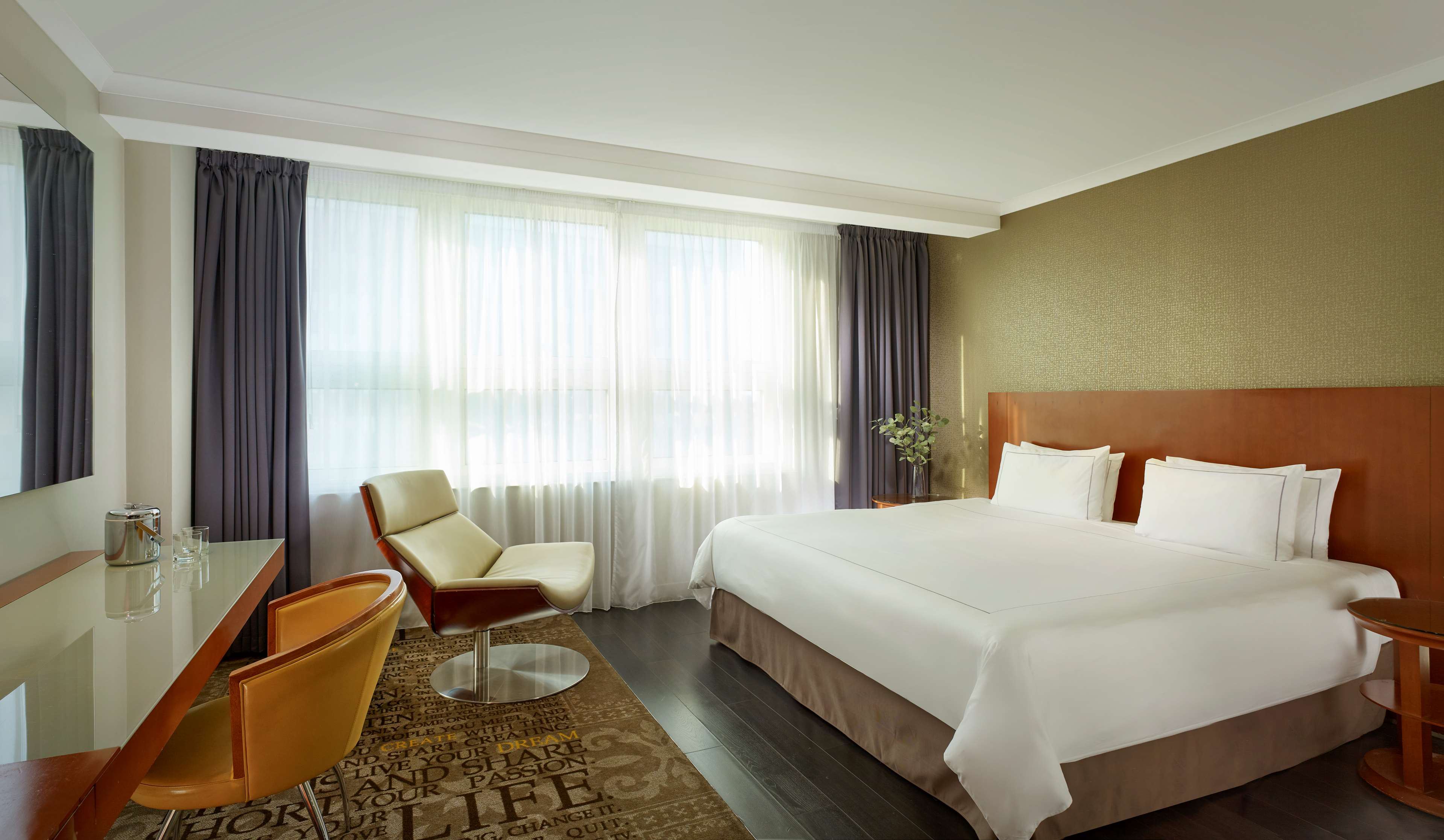 hotel-room-1