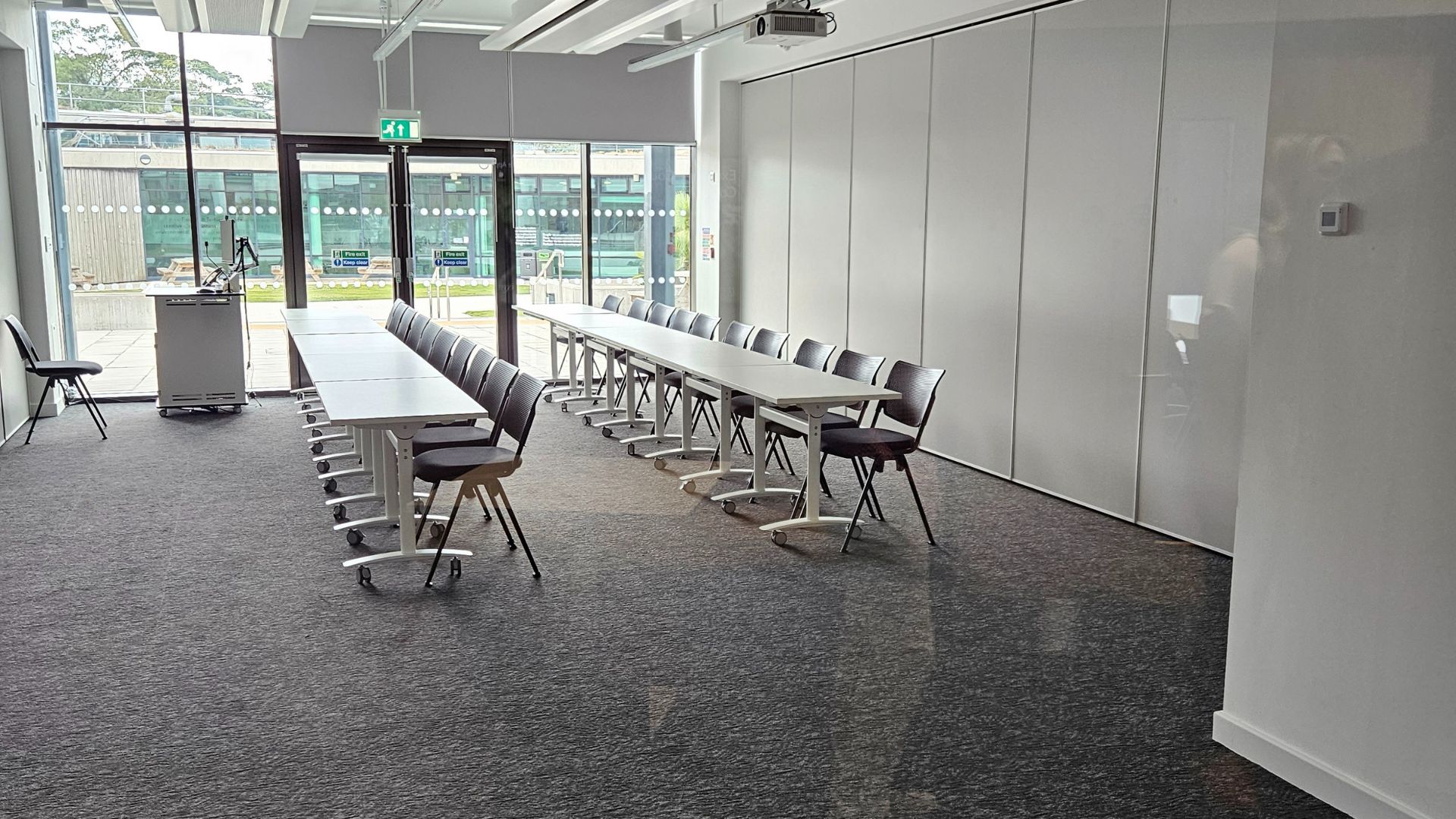 meeting-room-7