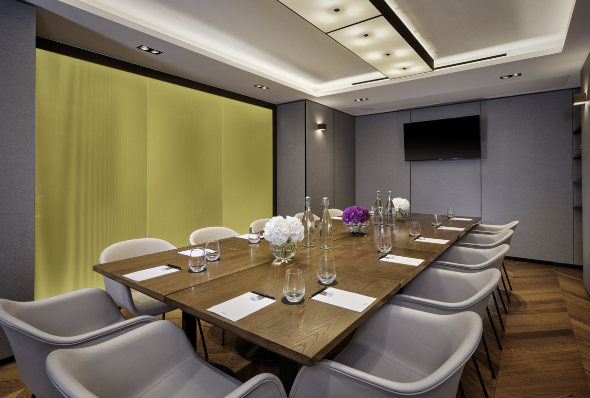 small-meeting-room-1
