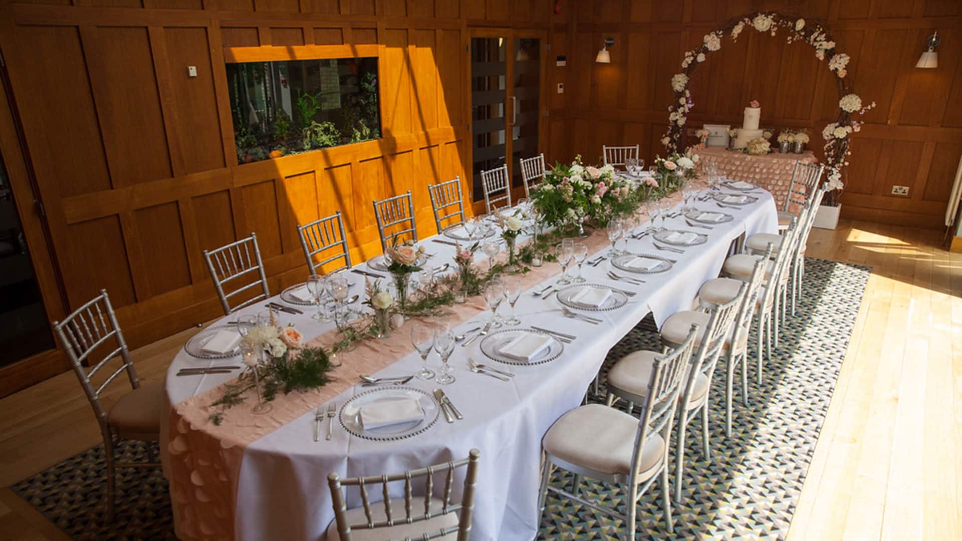 wedding-dinner-setup